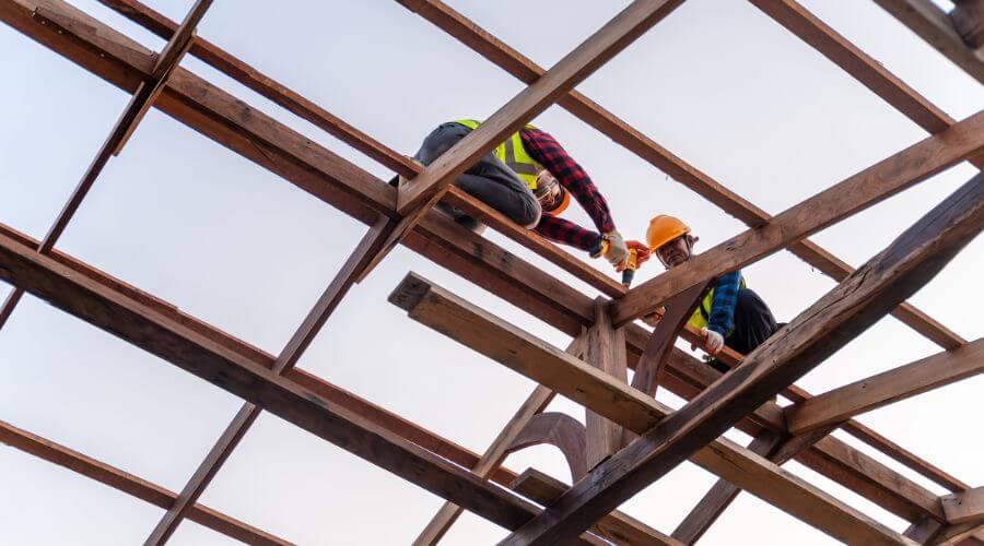 Professional residential roofers in Atlanta, IN